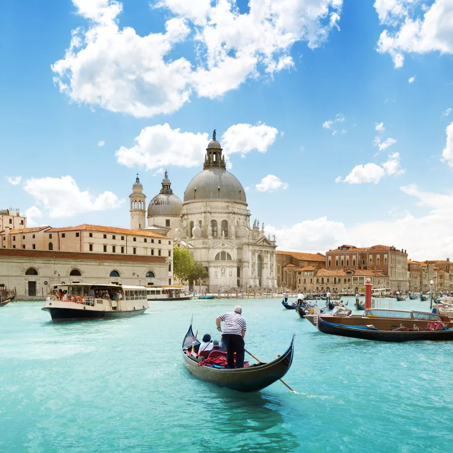 VENISE, LA CITÉ DES DOGES 