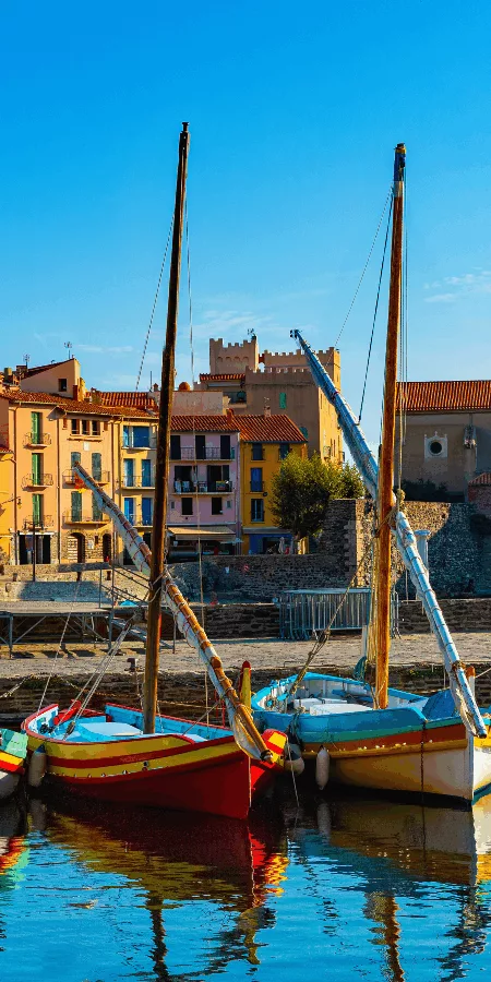 LUMIERES DE MEDITERRANEE ET SECRETS CATALANS