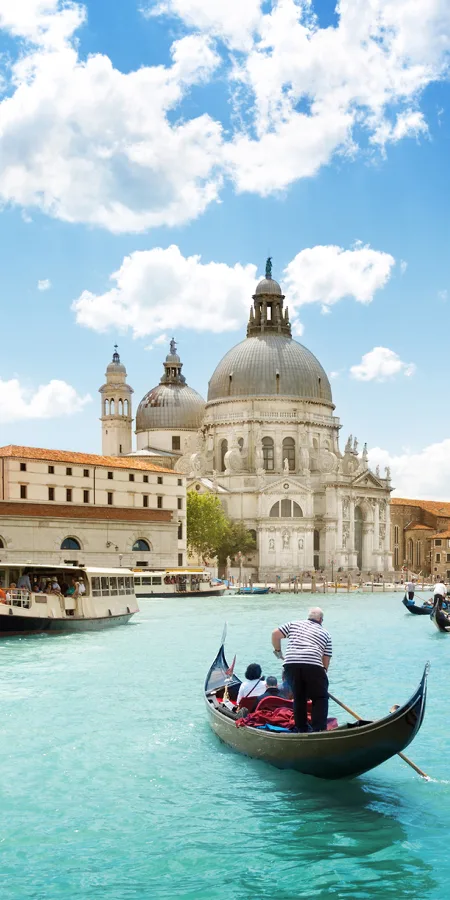 VENISE, LA CITÉ DES DOGES 